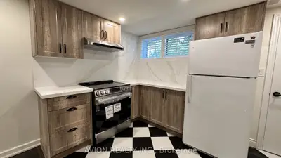 570 Exbury Crescent Bsmt, Mississauga, On L5g 2p4