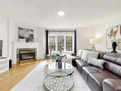 1575 South Parade Court 11, Mississauga, On L5m 6e9