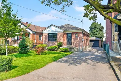 111 Wesley Street, Toronto, On M8y 2w9