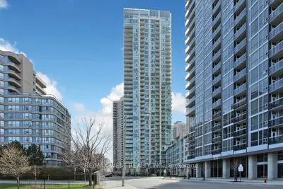 225 Webb Drive 903, Mississauga, On L5b 4p2