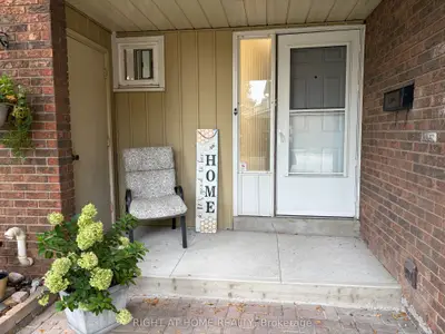 5021 Pinedale Avenue 5, Burlington, On L7l 5j6