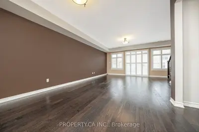 165 Hampshire Way 16, Milton, On L9t 8m7
