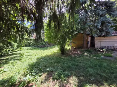 9 Rogers Road, Brampton, On L6x 1l7