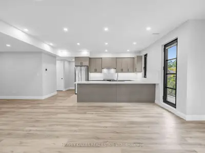 102 Shaver Avenue N 4, Toronto, On M9b 4n7