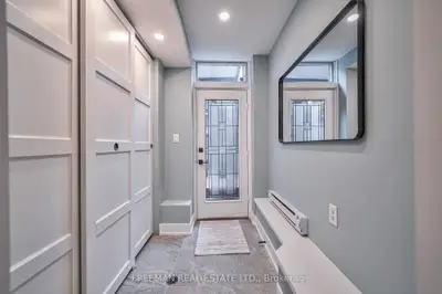 351 Windermere Avenue B, Toronto, On M6s 3l1