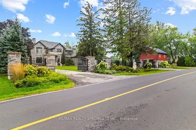 5026 No 2 Side Road, Burlington, On L7m 0t4