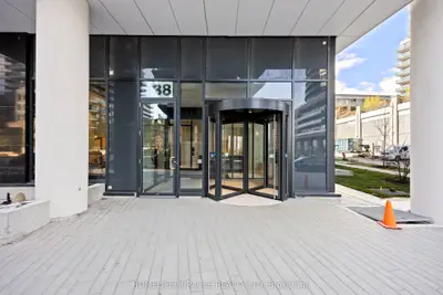 38 Annie Craig Drive 607, Toronto, On M8v 0g9