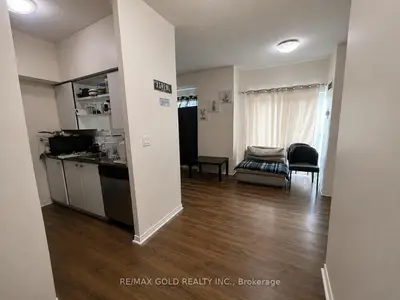215 Queen Street E 307, Brampton, On L6w 0a9