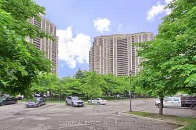 700 Humberwood Boulevard Ph31, Toronto, On M9w 7j4