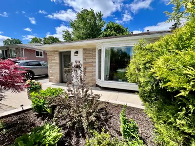 1319 Redbank Crescent, Oakville, On L6h 1y4