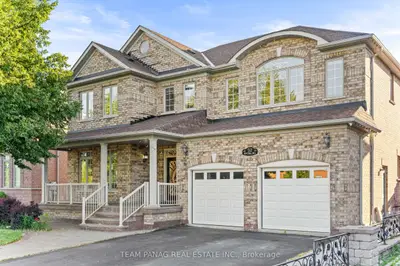 52 Mount Royal Circle, Brampton, On L6p 2k4