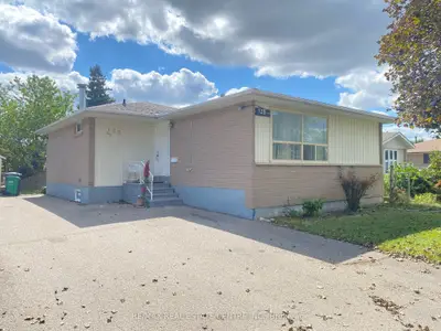 125 Rutherford Road N, Brampton, On L6v 2j4
