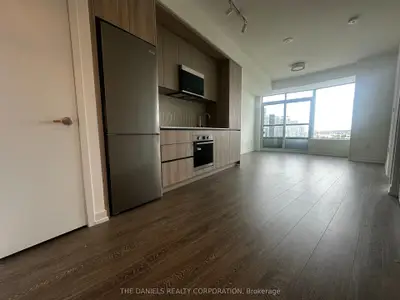 2485 Eglinton Avenue W 924, Mississauga, On L5m 2t1