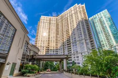 3888 Duke Of York Boulevard 1433, Mississauga, On L5b 4p5