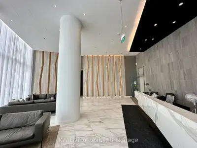 3883 Quartz Road 2204, Mississauga, On L5b 0m4