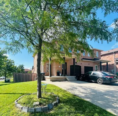 23 Travis Crescent Bsmt, Brampton, On L7a 3j4