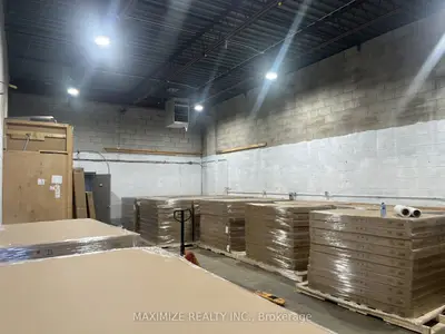 2455 Cawthra Road 31, Mississauga, On L5a 3p1