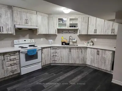 75 Parkside Drive Lower Level ( Legal Apt.), Brampton, On L6y 3a2