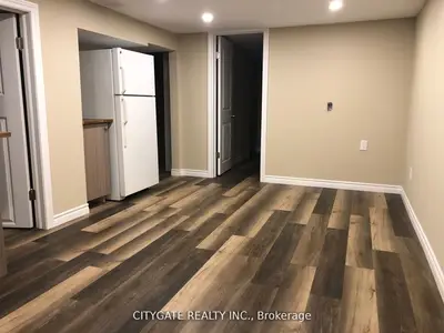 7 Milton Heights Crescent, Milton, On L9t 2w7