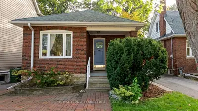 51 Thirty Sixth Street, Toronto, On M8w 3l1