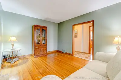 23 Tumpane Street, Toronto, On M3m 1l5