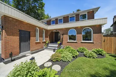 1141 Vicki Lane, Mississauga, On L5c 2x9