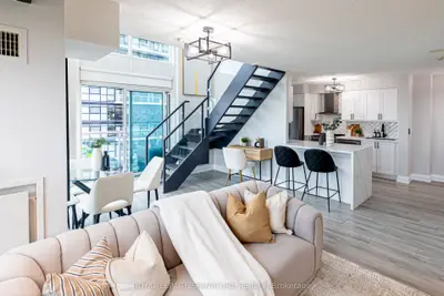155 Legion Road N 1905, Toronto, On M8y 0a7