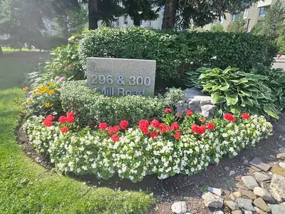 300 Mill Road E41, Toronto, On M9c 4w7