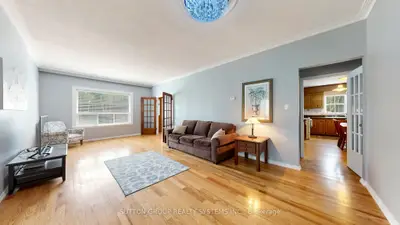 114 Rosemount Avenue, Toronto, On M6h 2m7