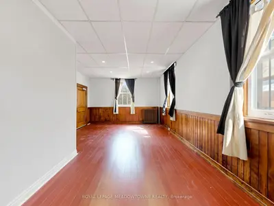 70 Mill Street 7, Halton Hills, On L7g 2c9