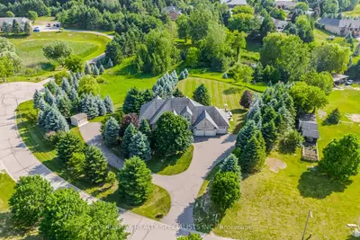 4 Tranquility Court, Caledon, On L7e 3r7