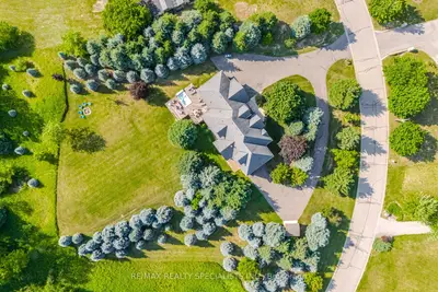 4 Tranquility Court, Caledon, On L7e 3r7