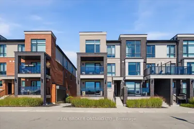 100 Dufay Road 46, Brampton, On L7a 4s3