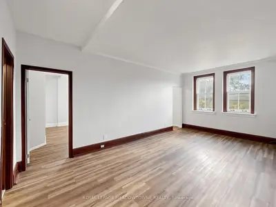 70 Mill Street 2, Halton Hills, On L7g 2c9