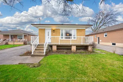 50 Dorking Crescent, Toronto, On M3m 2b6