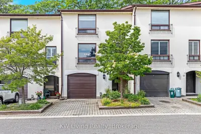 6679 Shelter Bay Road 11, Mississauga, On L5n 2a2