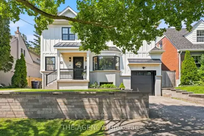 42 Berl Avenue, Toronto, On M8y 3c4