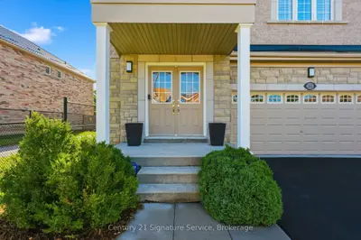 322 Comiskey Crescent, Mississauga, On L5w 0c5