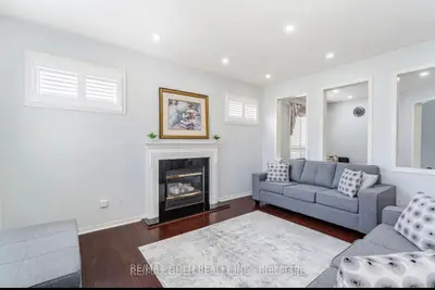 16 Mario Street, Brampton, On L6p 1n1