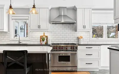 582 Cedar Avenue, Burlington, On L7t 2r2