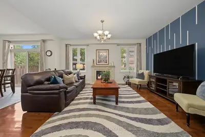 3368 Raspberry Bush Trail, Oakville, On L6l 6v2