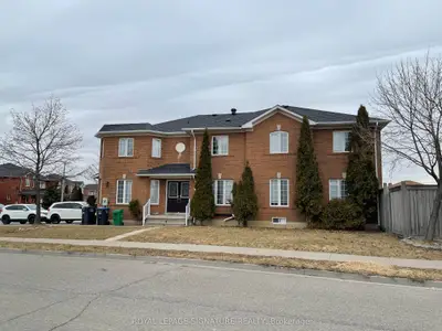 37 Whiteface Crescent, Brampton, On L6x 4x3