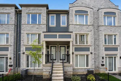 5035 Oscar Peterson Boulevard 12, Mississauga, On L5m 0p4