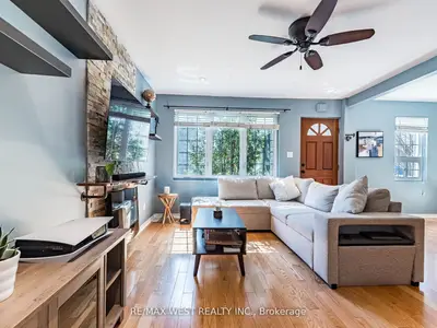 76 Laburnham Avenue, Toronto, On M8w 1s8