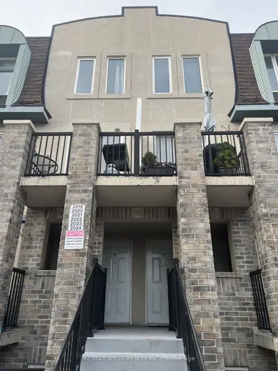 125 George Appleton Way 2020, Toronto, On M3m 0a2