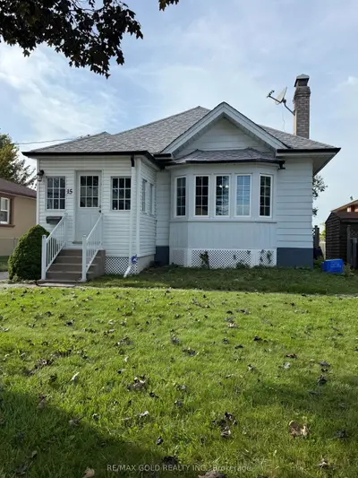 15 Beverley Street, Mississauga, On L4t 1e9