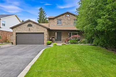 Detached in Burlington