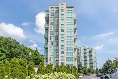 2585 Erin Centre Boulevard 1101, Mississauga, On L5m 6z7