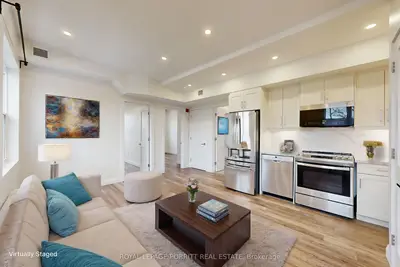 254 Armadale Avenue 3, Toronto, On M6s 3k4