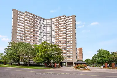 40 Richview Road 2002, Toronto, On M9a 5c1